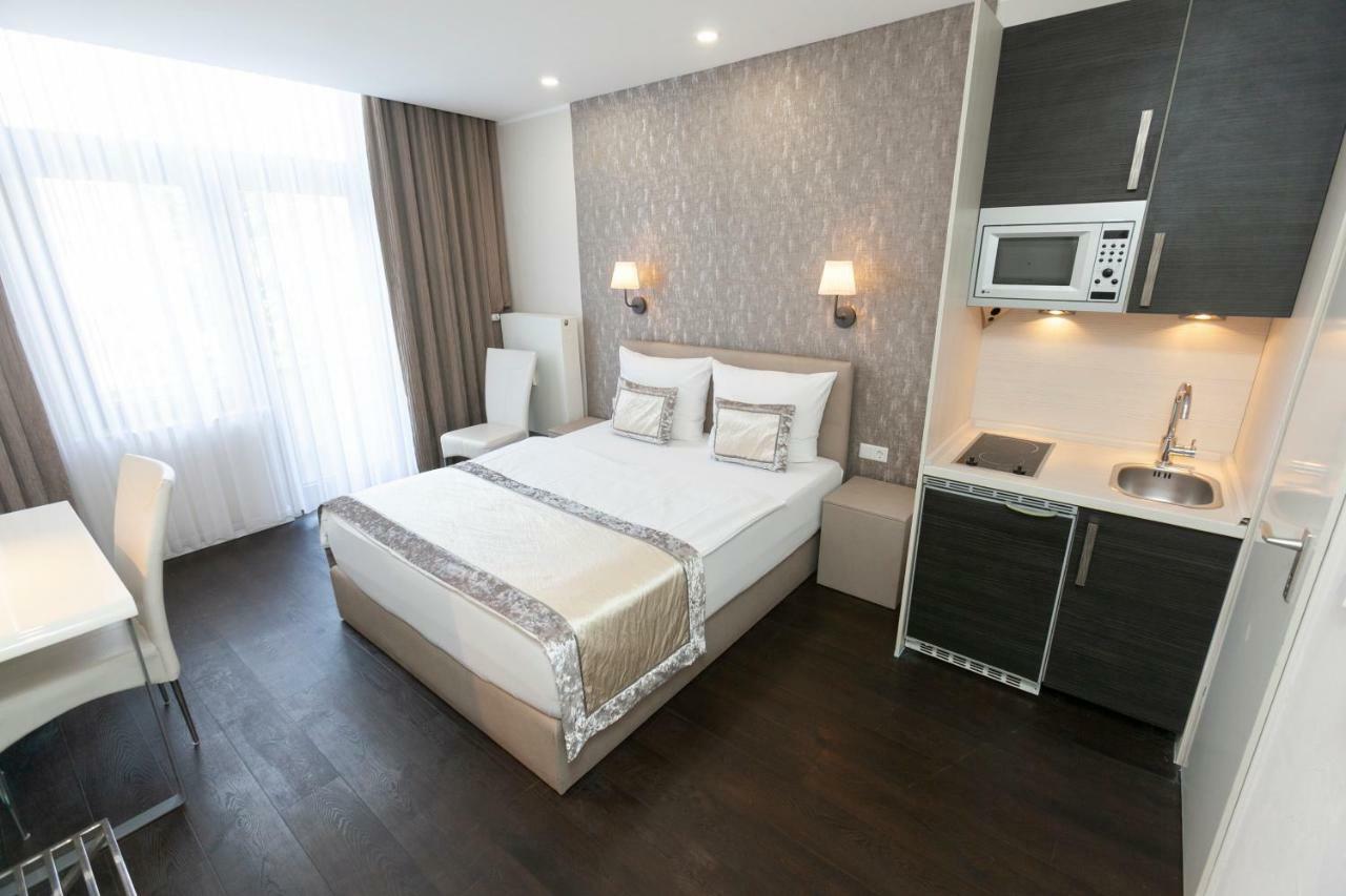 Hotel Prinz Anton Dusseldorf Bagian luar foto