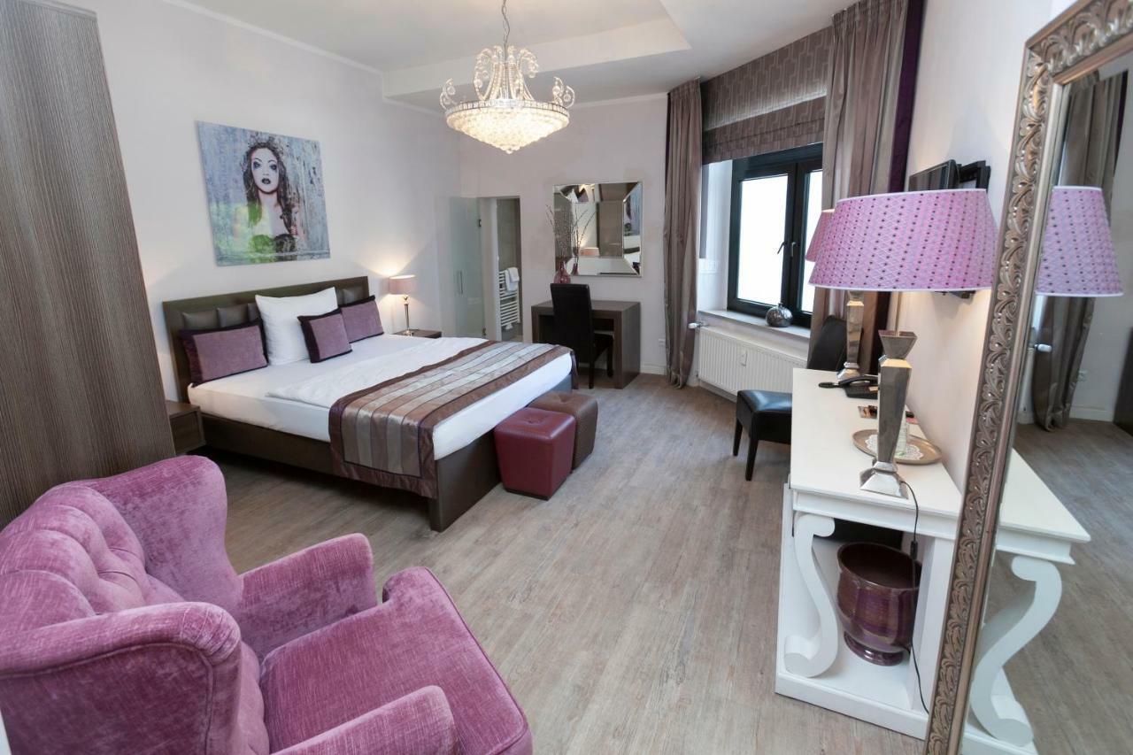 Hotel Prinz Anton Dusseldorf Bagian luar foto